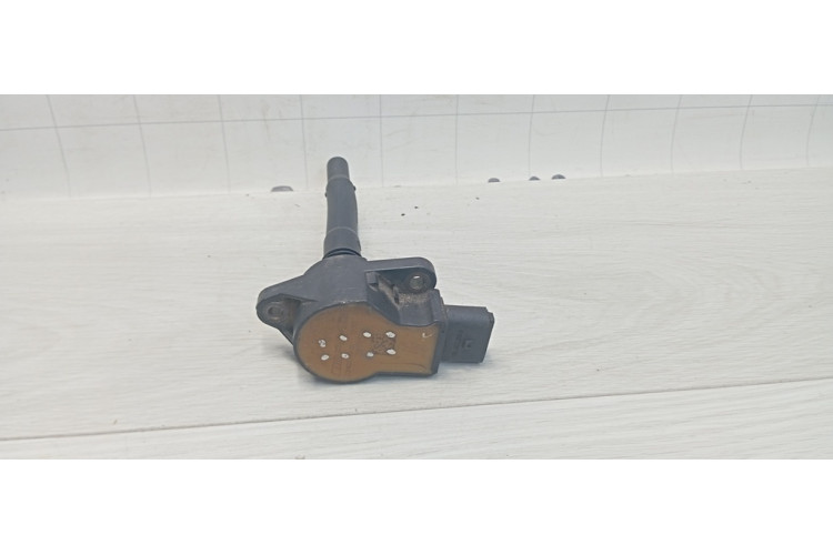 Катушка зажигания Mercedes Benz W204 2007-2015 A1561500380