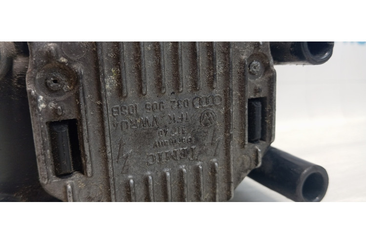 Катушка зажигания Volkswagen Golf V 2003-2009 032905106B Катушка зажигания Volkswagen Golf V 2003-2009 032905106B