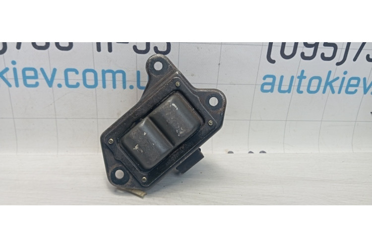 Котушка запалювання Ford Fiesta 1995-2001 88SF12029AA Котушка запалювання Ford Fiesta 1995-2001 88SF12029AA