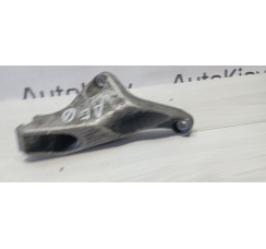 Кронштейн двигателя Audi A4 B7 2005-2007
