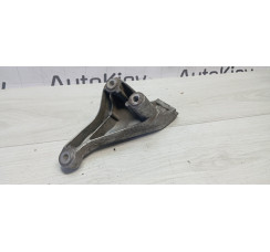 Кронштейн двигателя Audi A4 B7 2005-2007