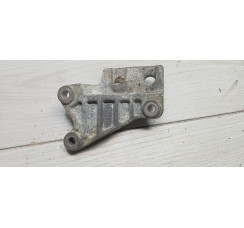 Кронштейн переднього диференціалу Volvo XC60 2008-2017