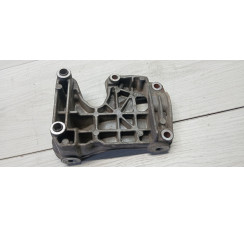 Кронштейн генератора Audi A8 S8 D4 4H 2010-2017