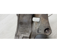 Кронштейн генератора Audi A8 S8 D4 4H 2010-2017