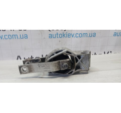 Кронштейн двигуна Volvo XC40 2017>