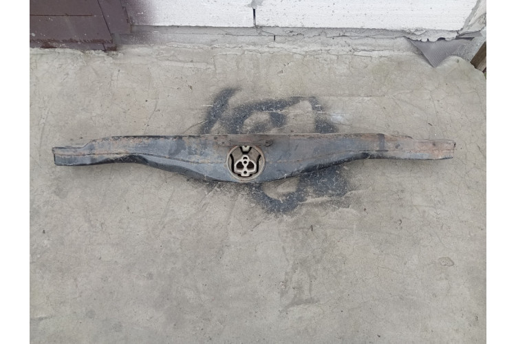 Кронштейн коробки переключения передач Porsche Cayenne 2010-2017 7PX399227X Кронштейн коробки переключения передач Porsche Cayenne 2010-2017 7PX399227X