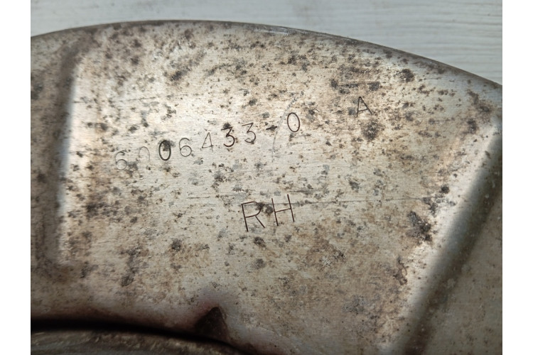 Защита тормозного диска заднего правая Tesla Model S 2012-2016 600643302A