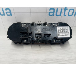 Панель управления климатической системой Mercedes-Benz C117 CLA 2013-2019