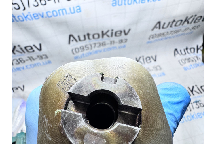 Розподільний вал (випускний) Volvo XC60 2008-2017 P31401940