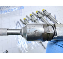 Топливная форсунка Audi A8 S8 D4 4H 2010-2017