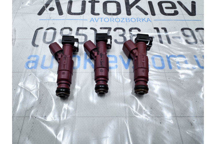 Паливна форсунка Hyundai i40 2011-2019 353102E000