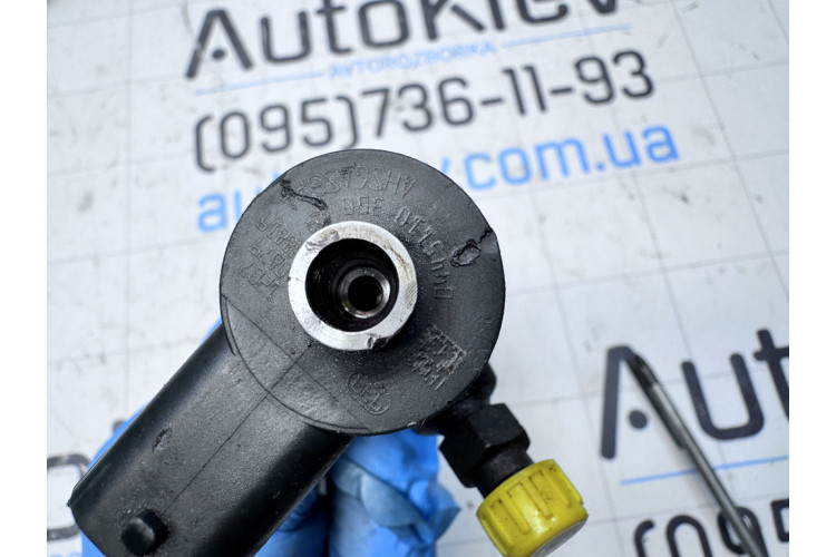Форсунка вприску палива Alfa Romeo 159 (JTDM) 2005-2011 0445110308