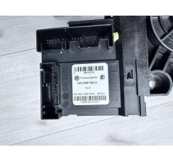 Электродвигатель стеклоподъемника передней двери Volkswagen Golf VI 2009-2013