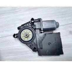 Електродвигун склопідйомника передніх дверей Volkswagen Golf VI 2009-2013