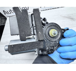 Электродвигатель стеклоподъемника задней двери Volkswagen Golf VI 2009-2013