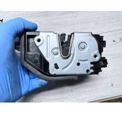 Замок двері задньої правої BMW 7 F01 F02 F03 F04 (2008-2016)