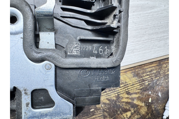 Замок двері задньої правої BMW 7 F01 F02 F03 F04 (2008-2016) A053702