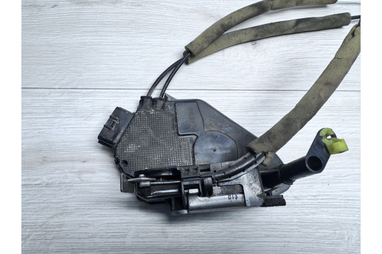 Замок дверей передньої лівої у зборі Nissan Leaf I 2010-2017 805013NF2A Замок дверей передньої лівої у зборі Nissan Leaf I 2010-2017 805013NF2A