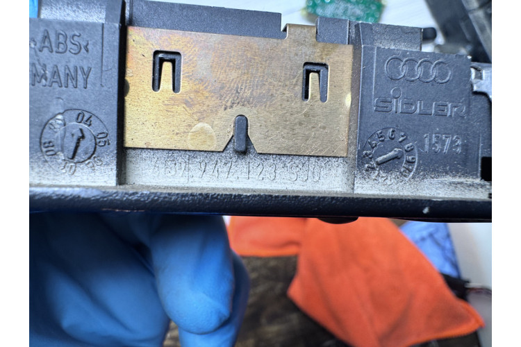 Плафон салону Audi A6 C5 1997-2004 4B9947123