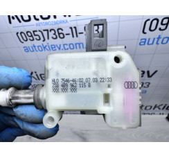 Привід замку багажної двері Volkswagen Touareg I 2002-2010