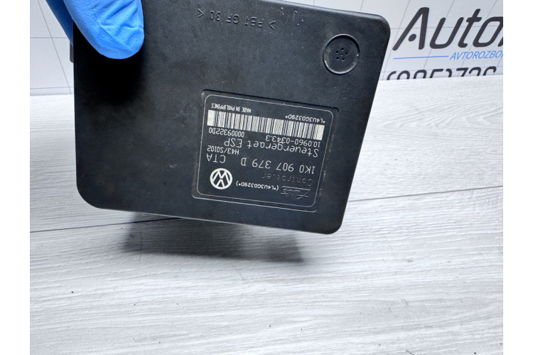 Блок управління абс (ABS) Volkswagen Touran 2003-2010 1K0614517B Блок управління абс (ABS) Volkswagen Touran 2003-2010 1K0614517B