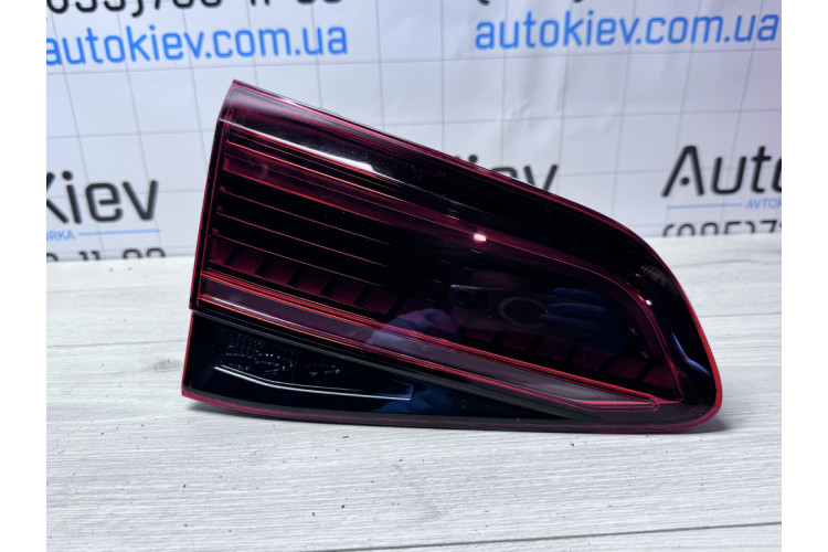 Фонарь задний левый, внутренний Volkswagen Golf VII 2012-2020 5G0945307P Фонарь задний левый, внутренний Volkswagen Golf VII 2012-2020 5G0945307P