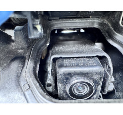 Ручка відкриття багажника з камерою заднього виду (у зборі) Volkswagen Golf VII 2012-2020