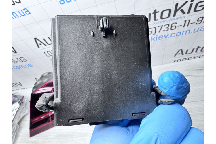 Модуль "діагностичний інтерфейс" (Getaway control) Skoda Octavia A5 1Z 2004-2013 7N0907530H