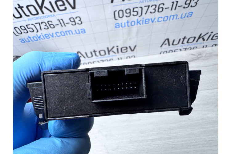 Модуль "діагностичний інтерфейс" (Getaway control) Skoda Octavia A5 1Z 2004-2013 7N0907530H