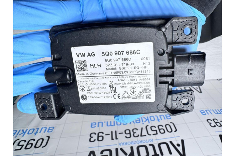 Блок управління датчиками контролю сліпих зон Volkswagen Golf VII 2012-2020 5Q0907686C Блок управління датчиками контролю сліпих зон Volkswagen Golf VII 2012-2020 5Q0907686C