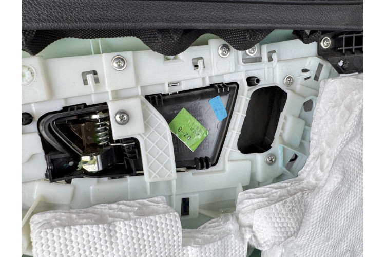 Обшивка дверей карта передньої правої Chery Tiggo 8 2019> 403003496Aaabk