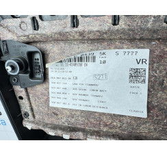 Карта обшивка дверей передньої правої (карта, панель) Volkswagen Golf 6-7