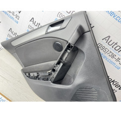 Карта обшивка дверей задньої лівої (карта, панель) Volkswagen Golf 6-7