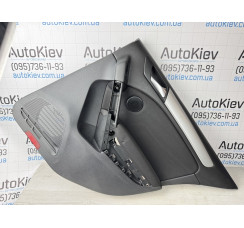 Карта обшивка дверей задньої правої (карта, панель) Volkswagen Golf 6-7