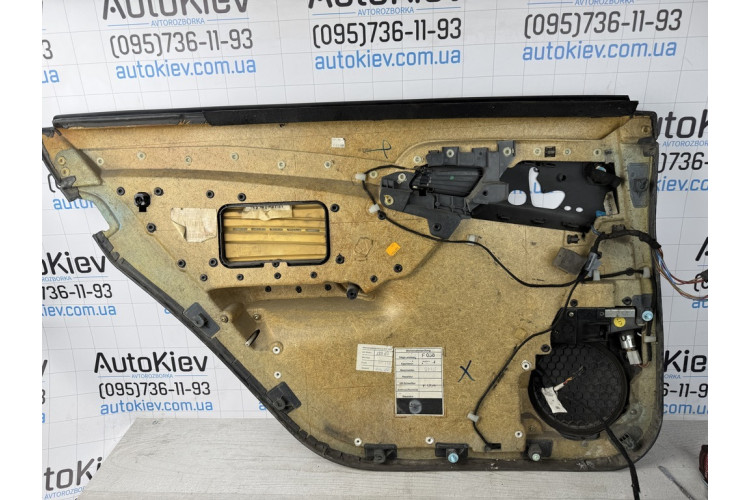 Карта двери задняя правая MERCEDES S W220 кожа строчка AMG long A2207303270