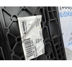 Обшивка задньої стінки багажника Audi A8 4H 2010-2017