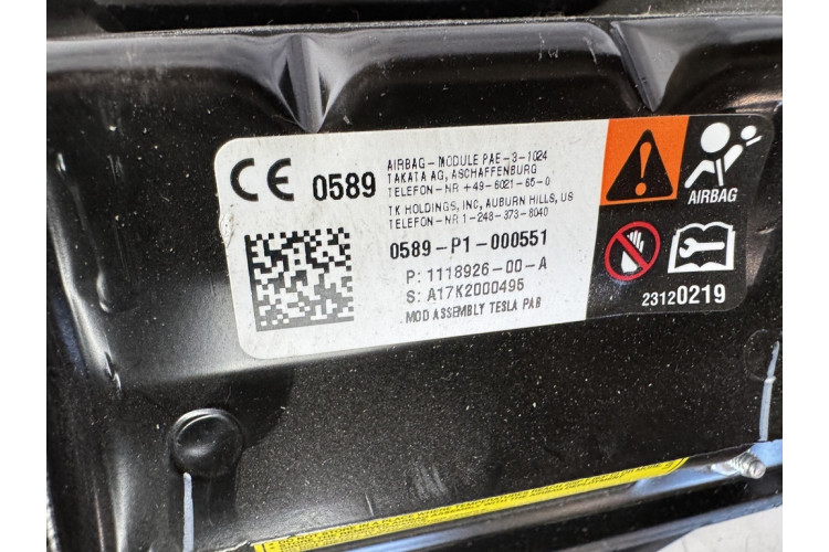 Накладка торпеда с airbag торпедо Tesla Model S 100439705E Накладка торпеда с airbag торпедо Tesla Model S 100439705E