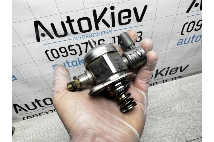 Насос топливный высокого давления (тнвд) Passat B7 12-15 usa 1.8t 06A127026A