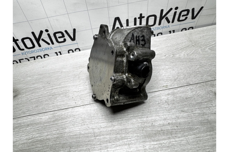 Вакуумный насос 8K0941597C Volkswagen Passat B7 12-15 usa 1.8 tfsi 06K145100J