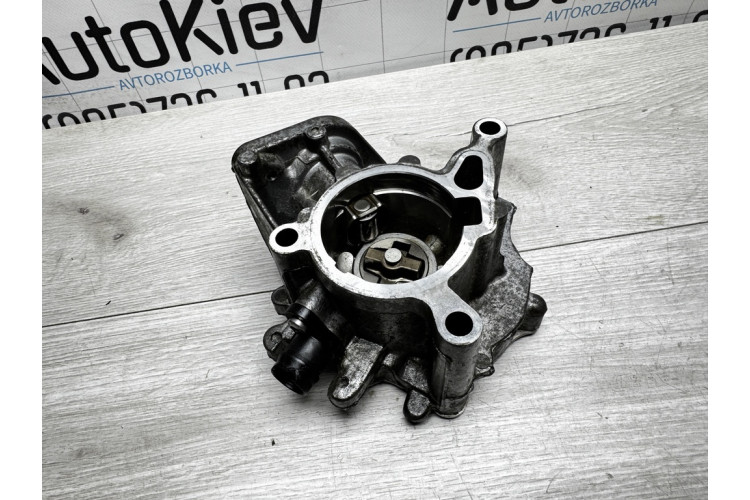 Вакуумный насос 8K0941597C Volkswagen Passat B7 12-15 usa 1.8 tfsi 06K145100J