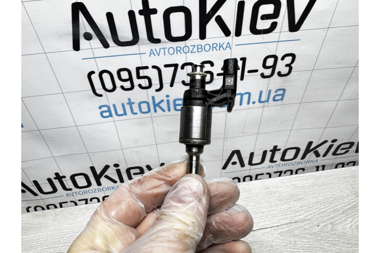 Форсунка упорскування палива Volkswagen Golf 7 1.4Tsi 04e906036af Форсунка упорскування палива Volkswagen Golf 7 1.4Tsi 04e906036af