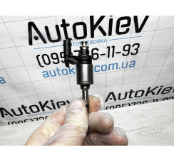 Форсунка впрыска топлива Volkswagen Golf 7 1.4Tsi