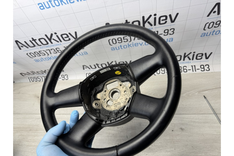 Кермо Audi A4 B7 2004-2008 якісно перетягнуте 8P0419091 Кермо Audi A4 B7 2004-2008 якісно перетягнуте 8P0419091