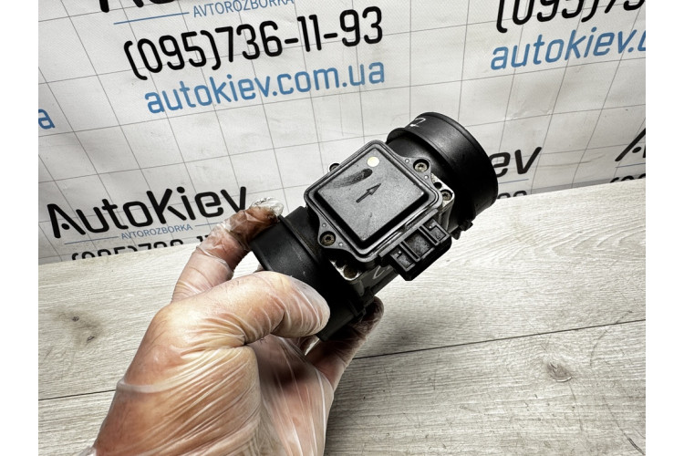 Витратомір повітря Opel Omega B 1994-2003 90411957 Витратомір повітря Opel Omega B 1994-2003 90411957