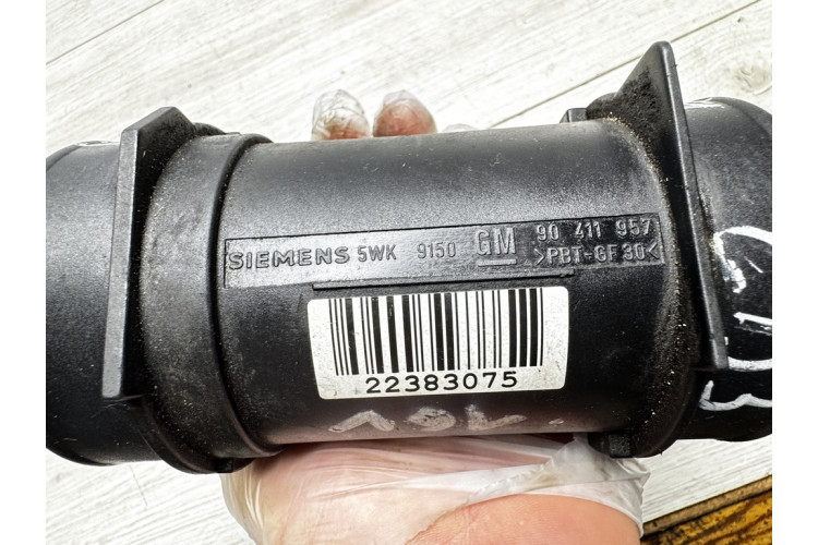 Витратомір повітря Opel Omega B 1994-2003 90411957 Витратомір повітря Opel Omega B 1994-2003 90411957