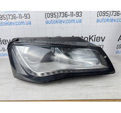 Фара передняя правая ксенон  Audi A8 D4 дорест  Европа  мутное стело отломано верхнее крепление