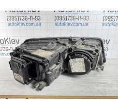 Фара bi-xenon адаптивный Audi A8 D4 2010-2014 пыль внутри