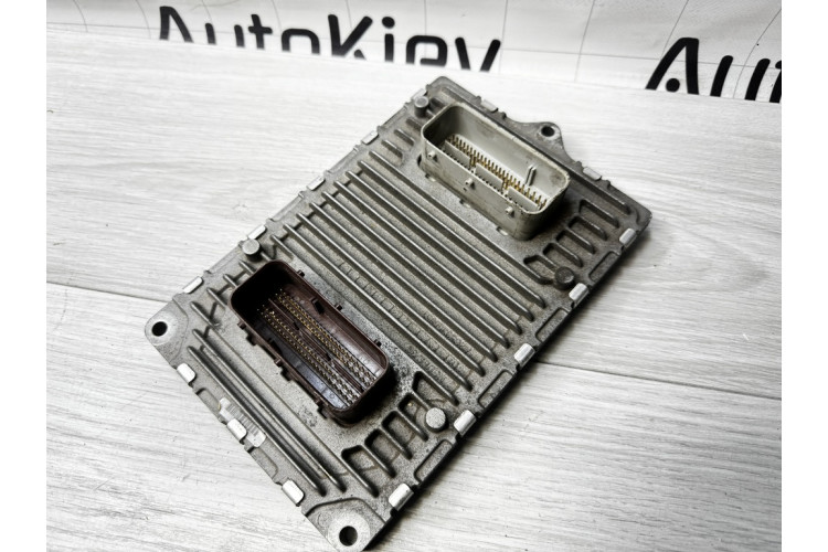 Блок управления двигателя Jeep Cherokee 3.2 14- P68259137AB