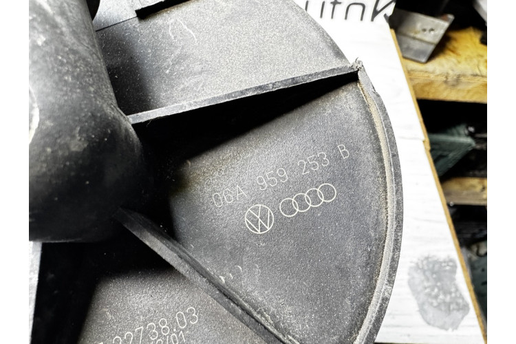 Насос воздушный Audi A6 C6 4F 2004-2011 06A959253B