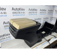 Центральна консоль (з підлокітником) Tesla Model S 2012-2016